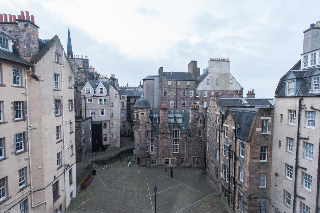 Writers View, Royal Mile Apartment Edimburgo Habitación foto